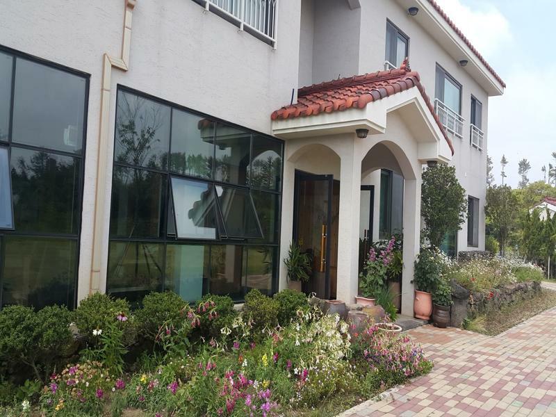 Baghdad House Jeju Exterior foto